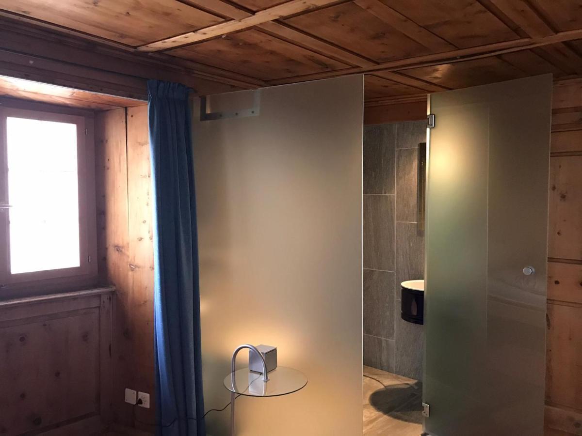 Hotel Weiss Kreuz Splügen Eksteriør bilde