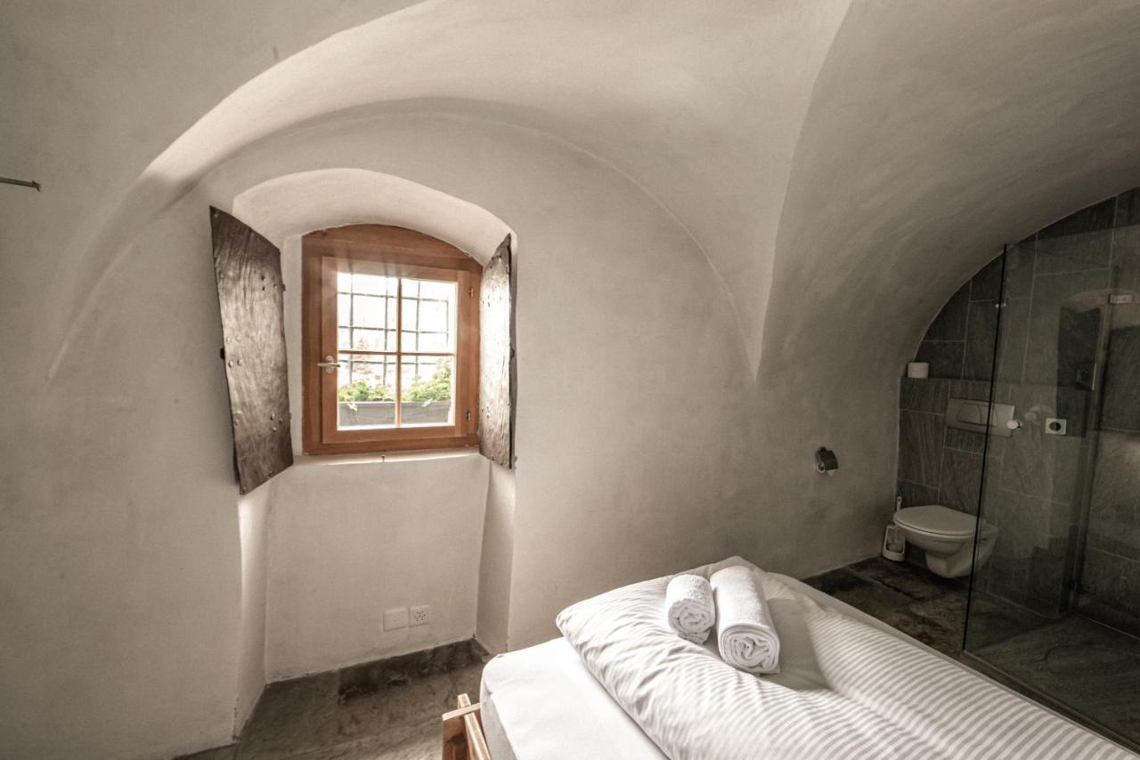 Hotel Weiss Kreuz Splügen Eksteriør bilde