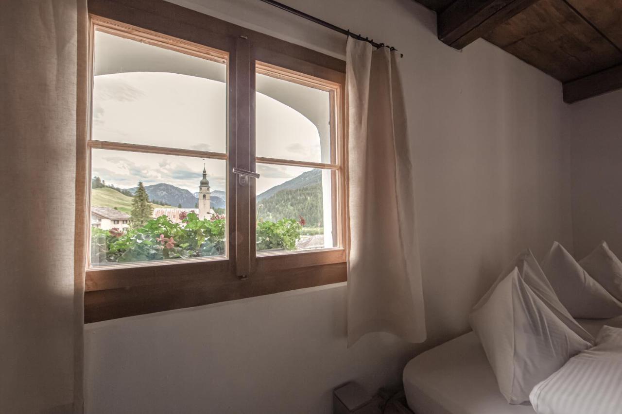 Hotel Weiss Kreuz Splügen Rom bilde